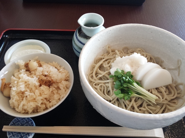 辛味大根蕎麦とホタテの炊き込みご飯.jpg